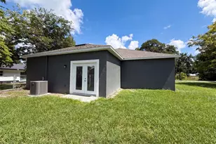1013 W 11th St, Sanford, FL 32771 - Photo 25