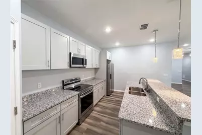 1013 W 11th Street, Sanford, FL 32771 - Photo 3