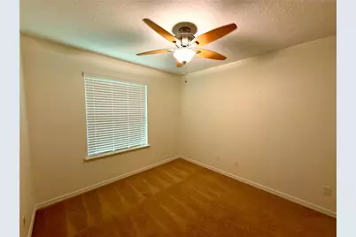 1036 Laurel Ridge Lane, Sanford, FL 32773 - Photo 9