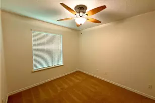 1036 Laurel Ridge Ln, Sanford, FL 32773 - Photo 9