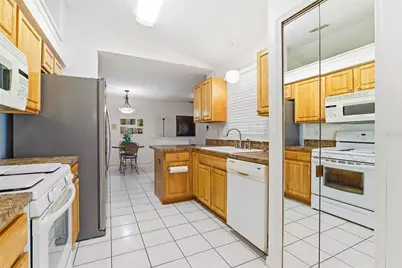 3065 Pineda Crossing Drive, Melbourne, FL 32940 - Photo 15