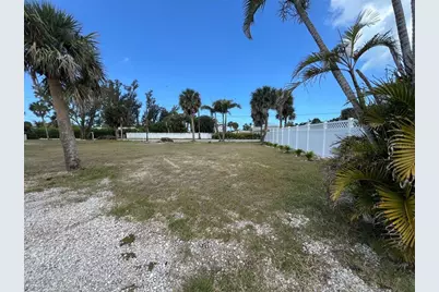 1285 Holiday Drive, Englewood, FL 34223 - Photo 7