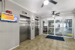 13427 Blue Heron Beach Dr, Orlando, FL 32821 - Photo 3