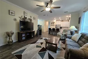 373 Vestrella Dr, Poinciana, FL 34759 - Photo 7