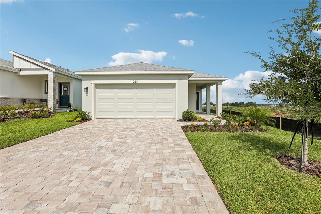 1940 Diamond Head Circle - 1940 Diamond Head Circle, Haines City, FL 33844 Luxury Property | Jose Angel Pina