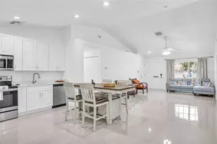 4211 Floating Orchid Ct, Saint Cloud, FL 34772 - Photo 11