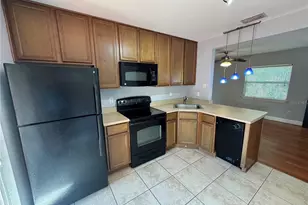 2276 Raeford Rd, Orlando, FL 32806 - Photo 7