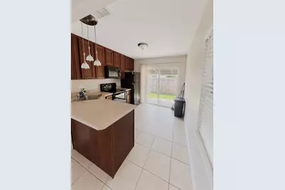 2266 Raeford Road #A6, Orlando, FL 32806 - Photo 11