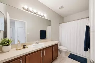 10359 Lake District Ln, Orlando, FL 32832 - Photo 15