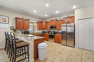 1461 Myrtlewood St, Davenport, FL 33896 - Photo 5