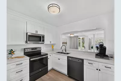 1051 N Bumby Avenue, Orlando, FL 32803 - Photo 11