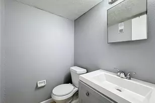 2753 L B McLeod Rd, Orlando, FL 32805 - Photo 27