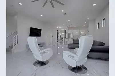 7661 Toscana Boulevard, Orlando, FL 32819 - Photo 15