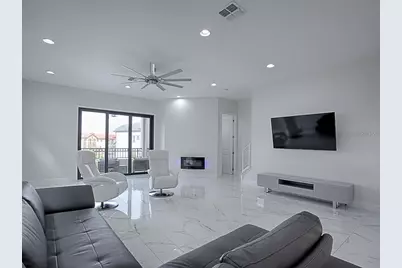 7661 Toscana Boulevard, Orlando, FL 32819 - Photo 11