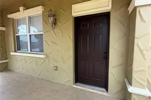 2404 Bella Vista Dr, Davenport, FL 33897 - Photo 9