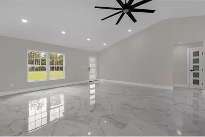 19060 SW 57th Pl, Dunnellon, FL 34432 - Photo 7