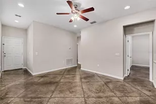 2865 Whispering Trails Dr, Winter Haven, FL 33884 - Photo 3