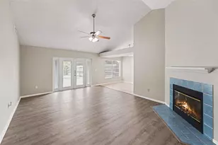 8739 Osage Dr, Tampa, FL 33634 - Photo 3