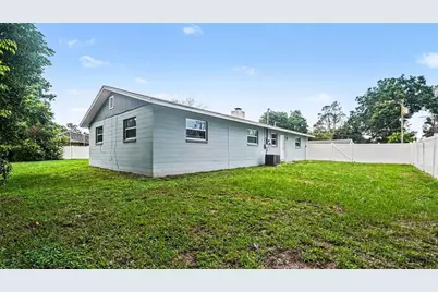 2135 NE 6th Place, Ocala, FL 34470 - Photo 21