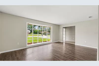 2135 NE 6th Place, Ocala, FL 34470 - Photo 5