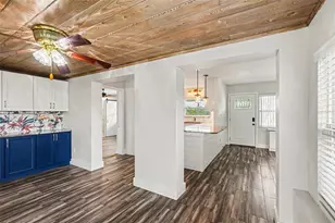 2009 Tarpon Rd, Palmetto, FL 34221 - Photo 11