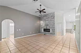 1935 Westpointe Cir, Orlando, FL 32835 - Photo 5