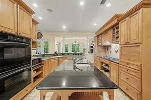 5384 Aurora Dr, Leesburg, FL 34748 - Photo 11