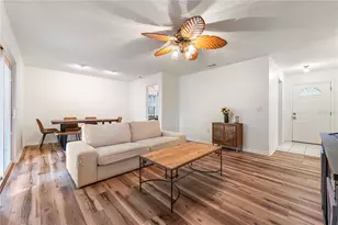26141 Biltmore St, Sorrento, FL 32776 - Photo 17