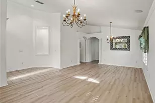 5437 Florence Harbor Dr, Orlando, FL 32829 - Photo 9