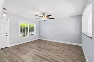 1365 Carey Glen Cir, Orlando, FL 32824 - Photo 7