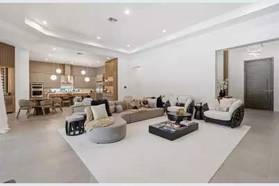 15800 Pendio Drive, Bella Collina, FL 34756 - Photo 11