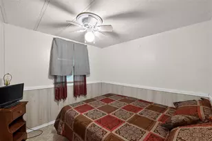 10513 Lynnwood Ave, Lake Wales, FL 33898 - Photo 23