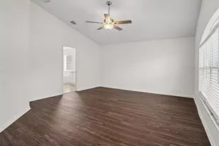 15854 Bay Vista Dr, Clermont, FL 34714 - Photo 9