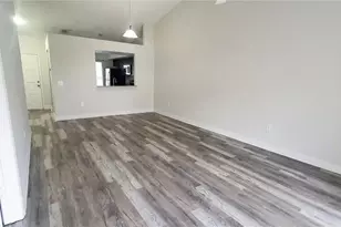 1215 Barefoot Bay Dr, Orlando, FL 32824 - Photo 3