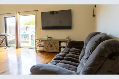 1707 Whispering Drive E, Largo, FL 33771 - Photo 11