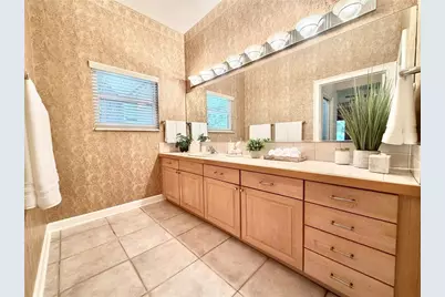 15717 E Oakland Avenue, Winter Garden, FL 34787 - Photo 35
