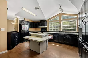 819 Lenore Ave, Interlachen, FL 32148 - Photo 3