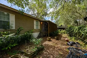 819 Lenore Ave, Interlachen, FL 32148 - Photo 27