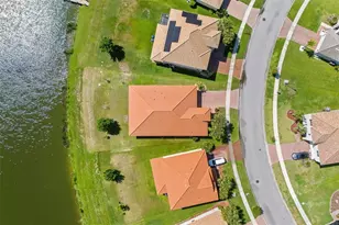 3906 Carrick Bend Dr, Kissimmee, FL 34746 - Photo 5