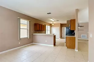209 Sunset View Dr, Davenport, FL 33837 - Photo 9