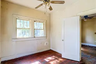 102 E Jean St, Tampa, FL 33604 - Photo 25