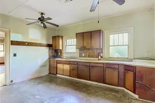 102 E Jean St, Tampa, FL 33604 - Photo 13