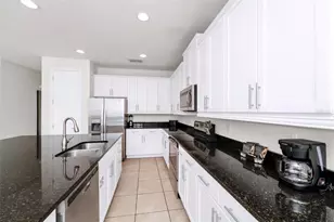 7727 Fairfax Dr, Kissimmee, FL 34747 - Photo 7