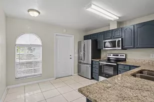 1802 Hudson Ct, Kissimmee, FL 34759 - Photo 5