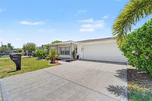 7006 Maplehurst Dr, Port Richey, FL 34668 - Photo 3