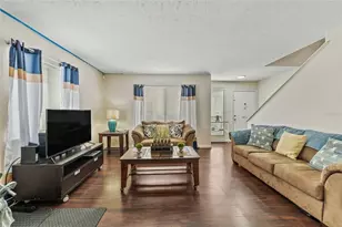 2021 Ludlow Ln, Orlando, FL 32839 - Photo 9
