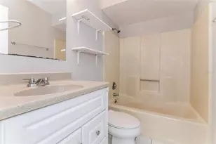 924 S Heron Cir, Winter Haven, FL 33884 - Photo 13
