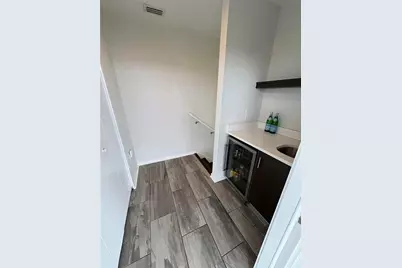 343 8th Street N, Saint Petersburg, FL 33701 - Photo 25