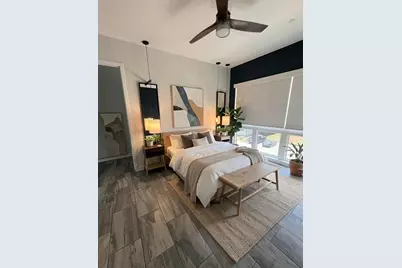 343 8th Street N, Saint Petersburg, FL 33701 - Photo 17