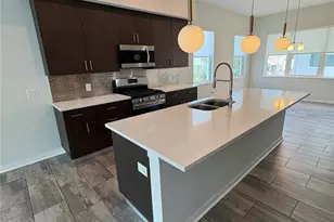 343 8th St N, Saint Petersburg, FL 33701 - Photo 9